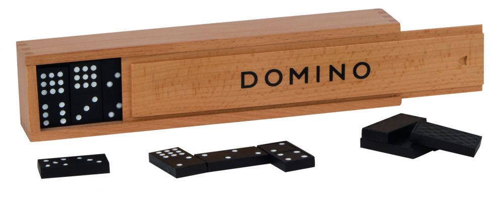 Домино имя. Игра Домино в деревянной коробке. Домино в светлой деревянной коробке. Домино из дерева фото. Dominospiel.